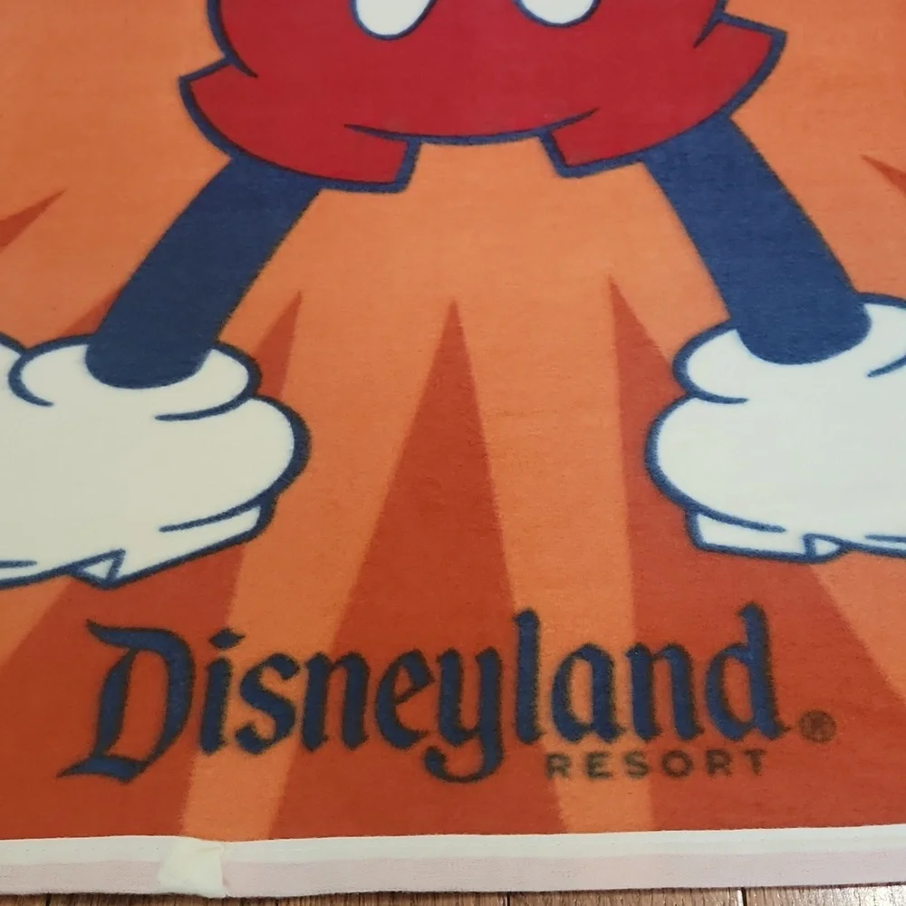 Walt Disney World Resort Mickey Fleece Throw